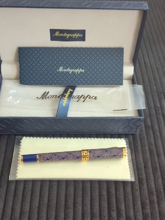 Montegrappa Other - Montegrappa Luxury Blue Patterned Rollerball with Gold Trim